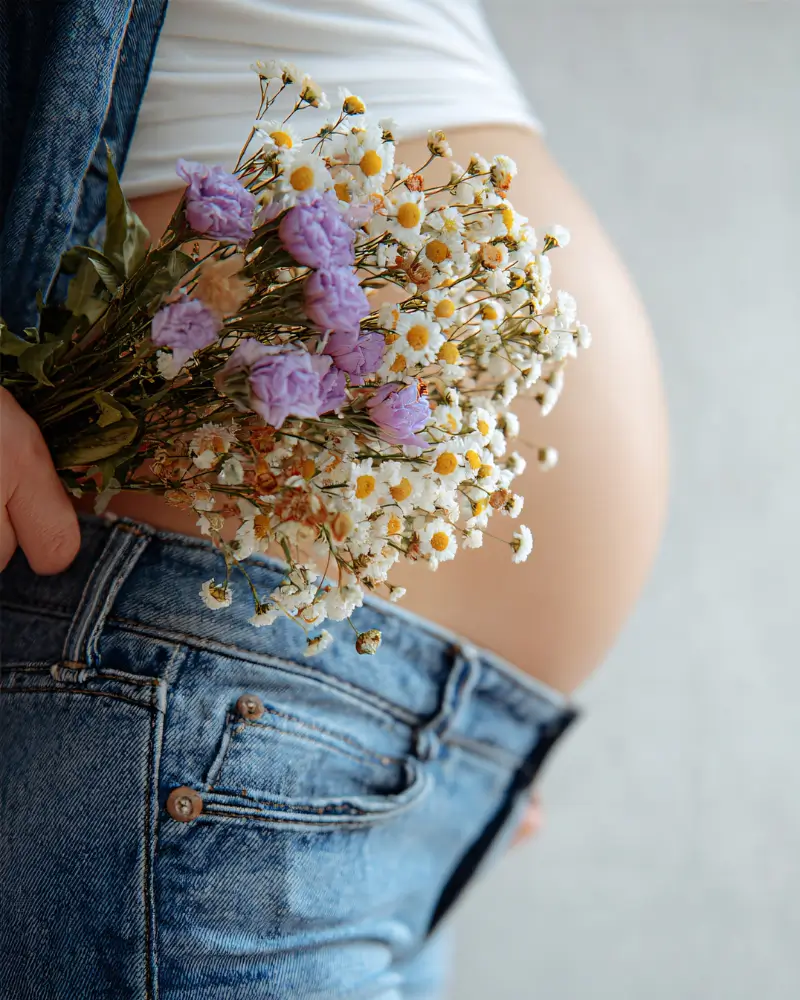 La kinésiologie périnatale est une méthode douce qui ne remplace pas un suivi médical